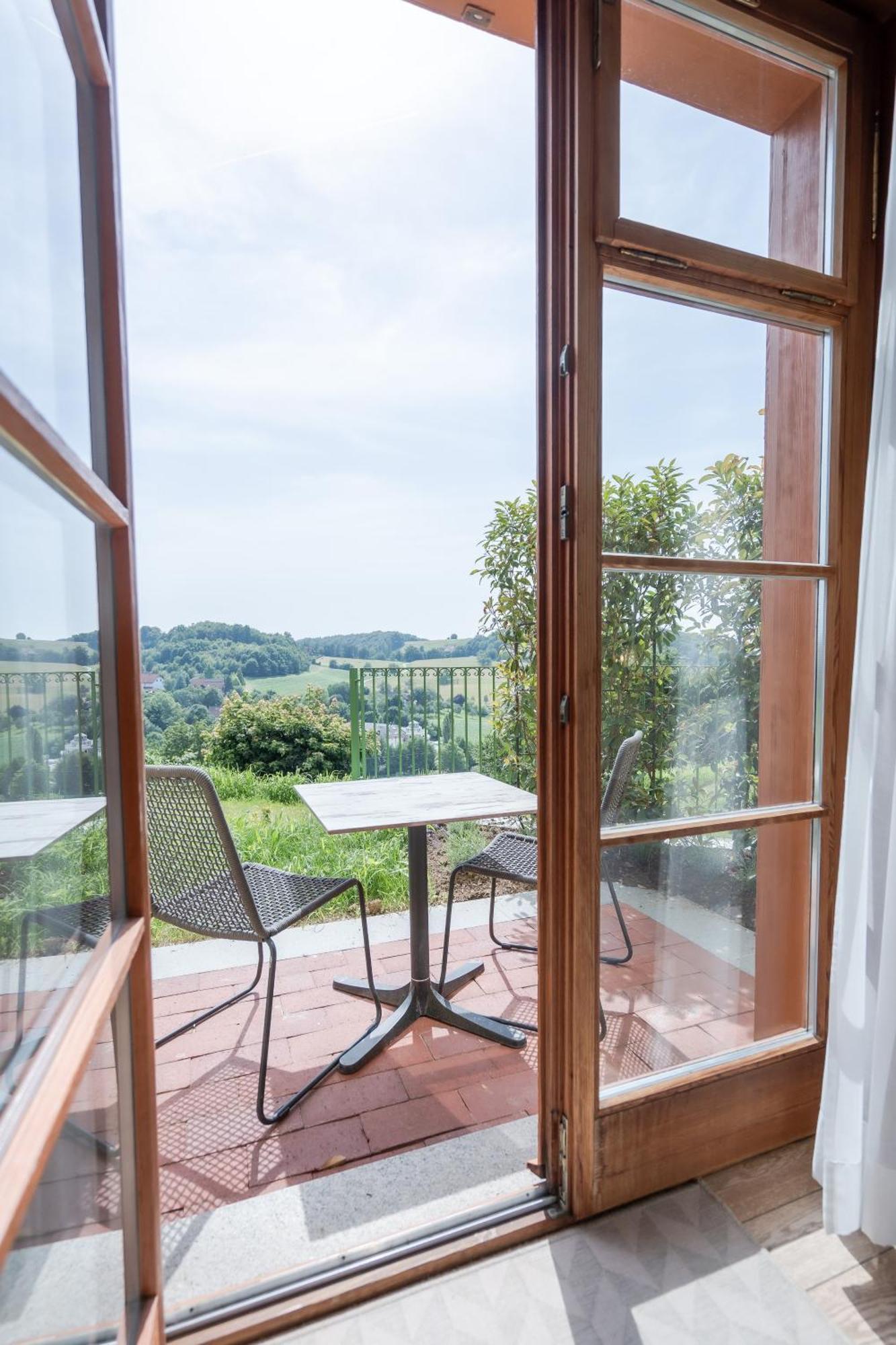 Hotel Roemerstein Loipersdorf bei Fuerstenfeld Bagian luar foto