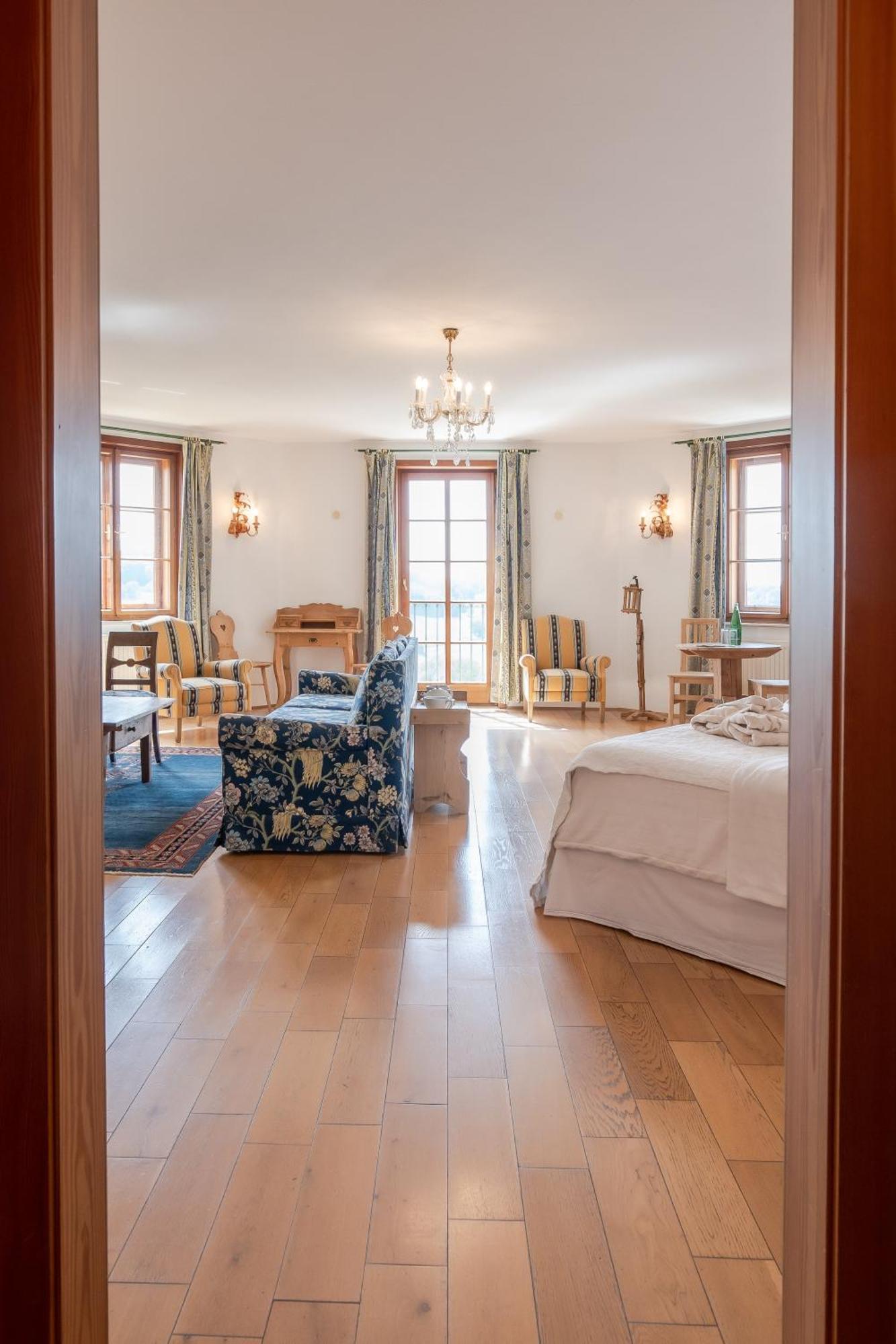 Hotel Roemerstein Loipersdorf bei Fuerstenfeld Bagian luar foto